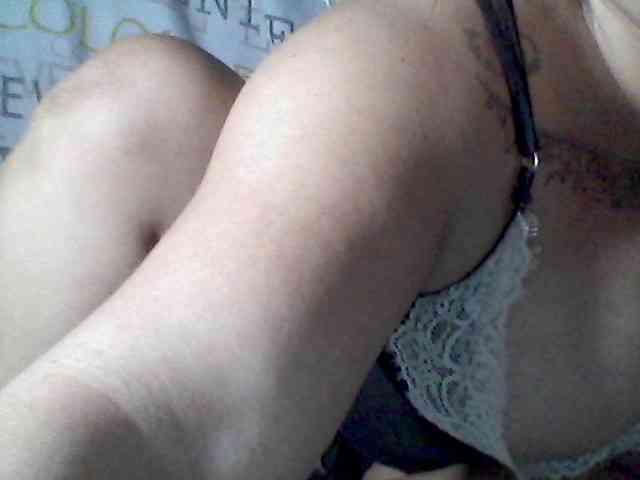 Model: sweetasian33
