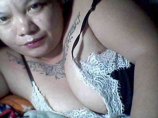 sweetasian33 webcam