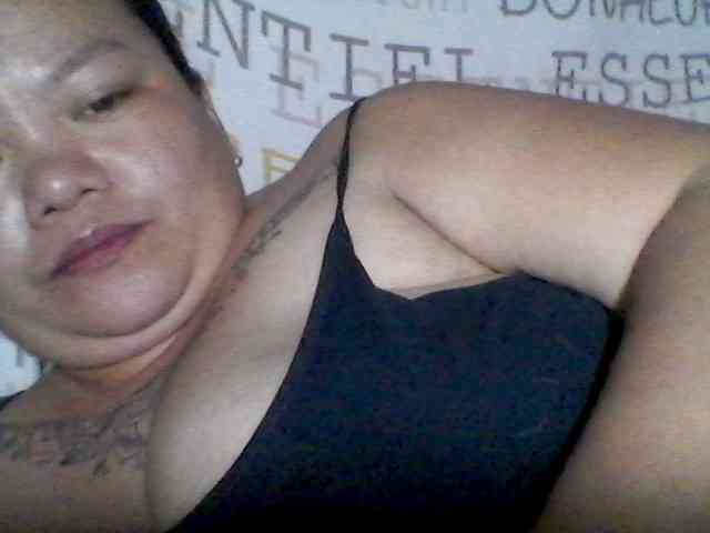 sweetasian33 webcam