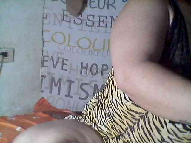 sweetasian33 webcam