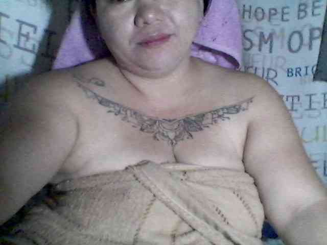 sweetasian33 webcam