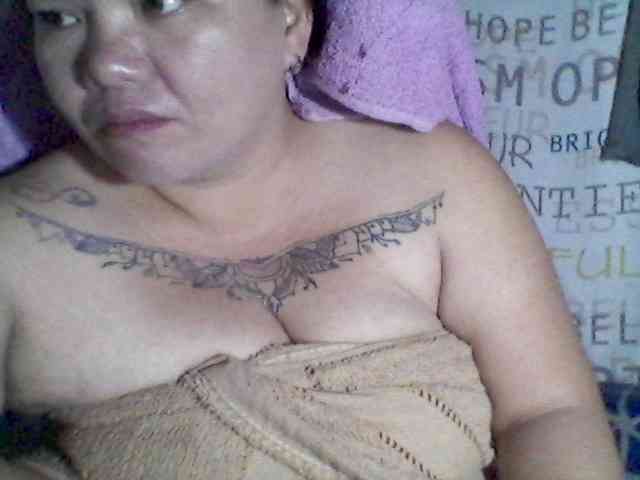 sweetasian33 webcam