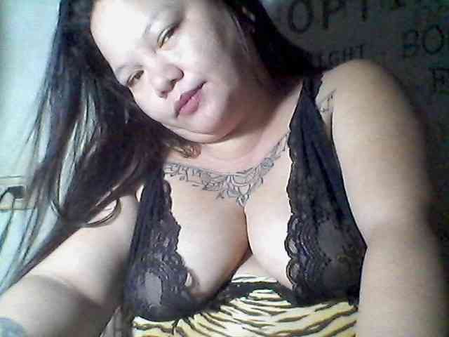 sweetasian33 webcam