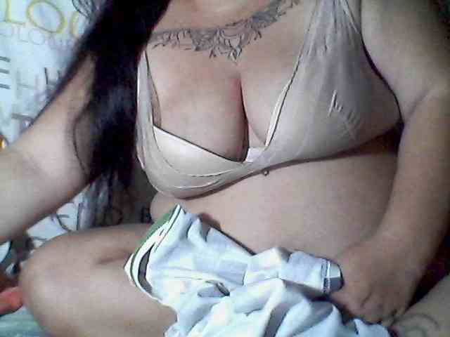 sweetasian33 webcam