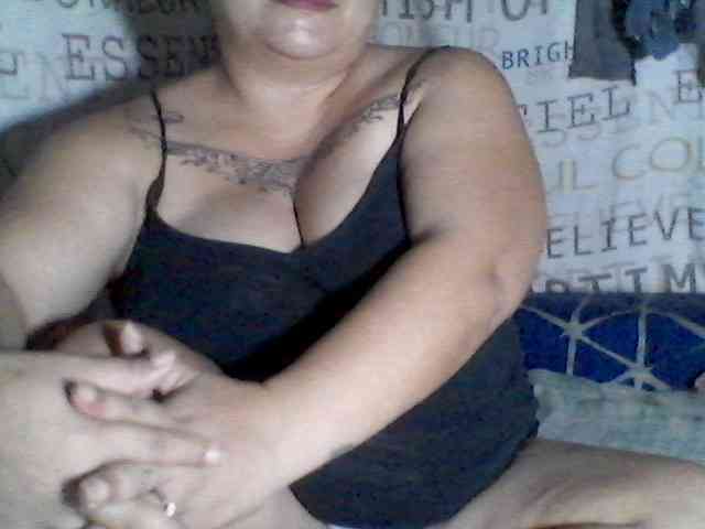 sweetasian33 webcam