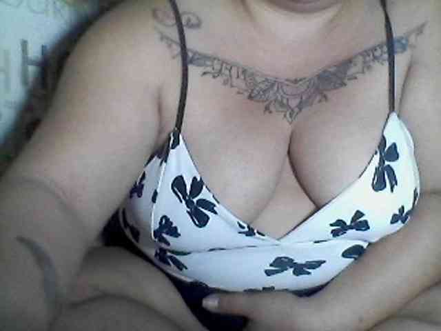 sweetasian33 webcam