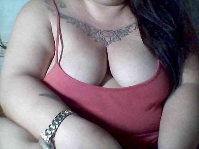 sweetasian33 webcam