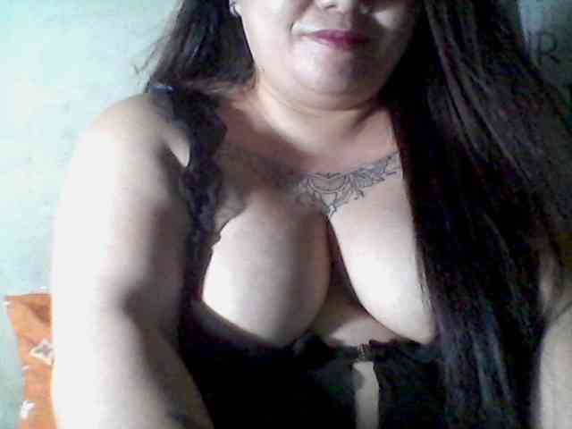 sweetasian33 webcam