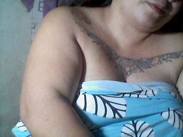 sweetasian33 webcam