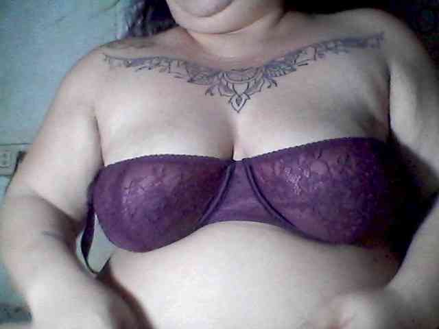 Model: sweetasian33