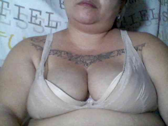 sweetasian33 webcam
