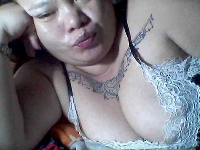 sweetasian33 webcam