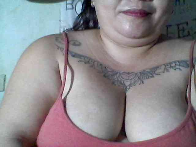 sweetasian33 webcam