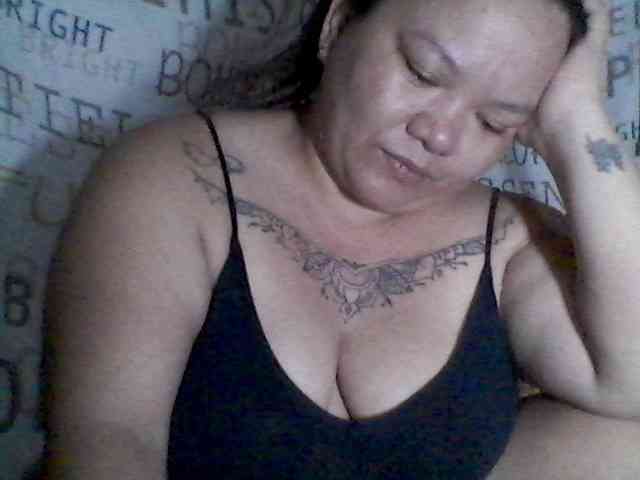 sweetasian33 webcam