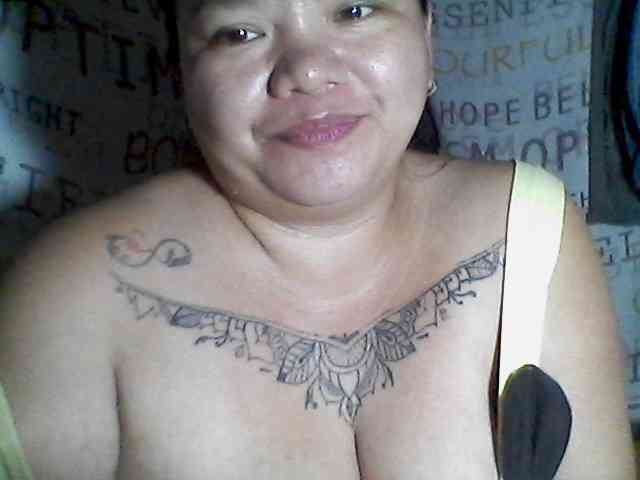 sweetasian33 webcam