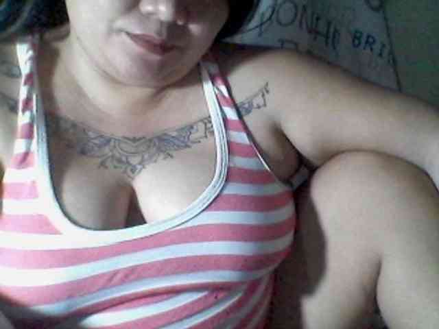 sweetasian33 webcam