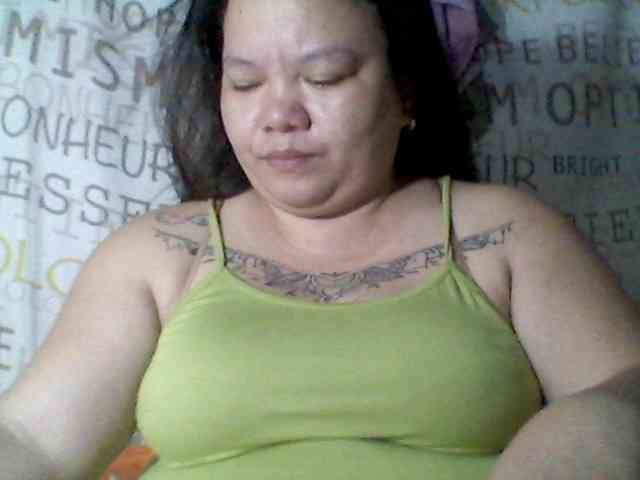 sweetasian33 webcam