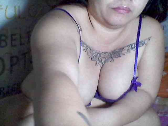 sweetasian33 webcam