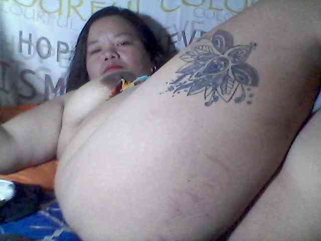sweetasian33 webcam