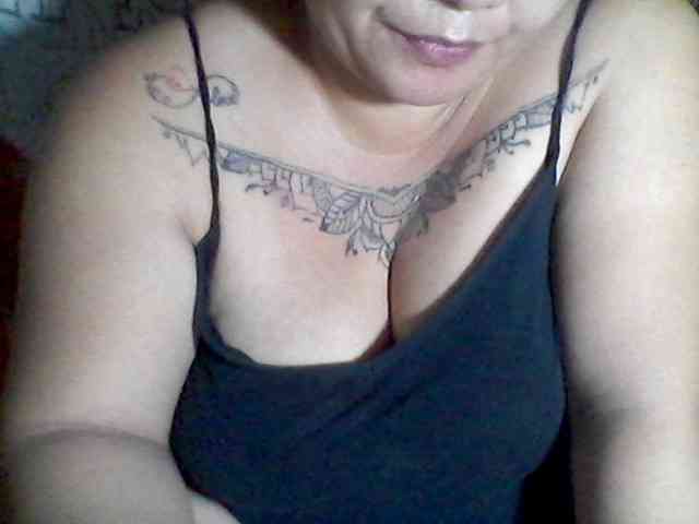 sweetasian33 webcam