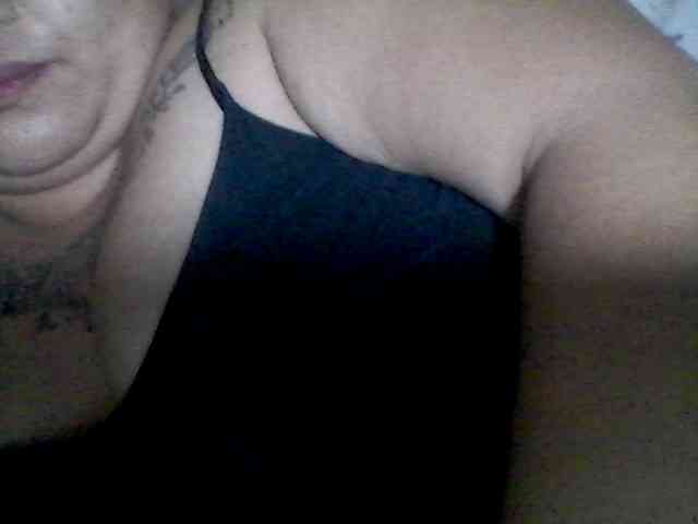 sweetasian33 webcam