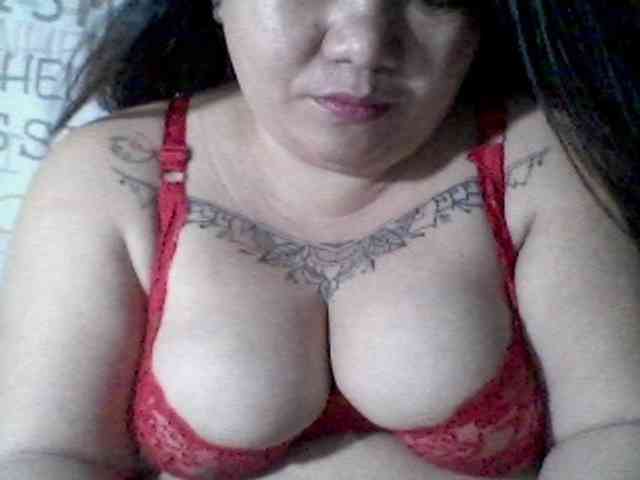 sweetasian33 webcam