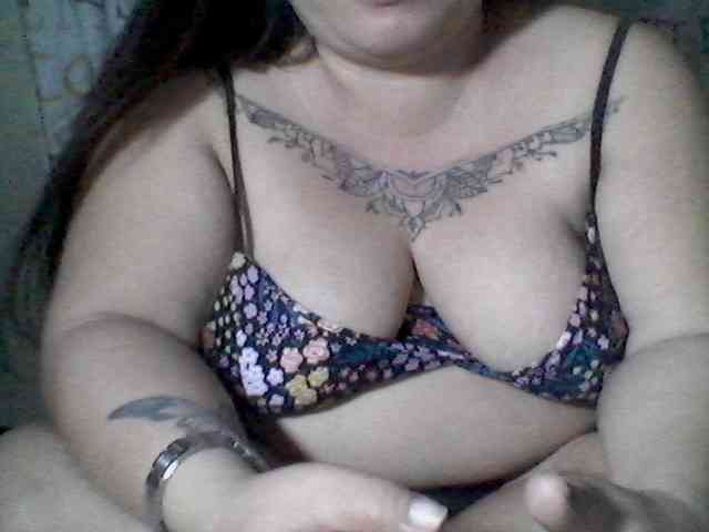 sweetasian33 webcam