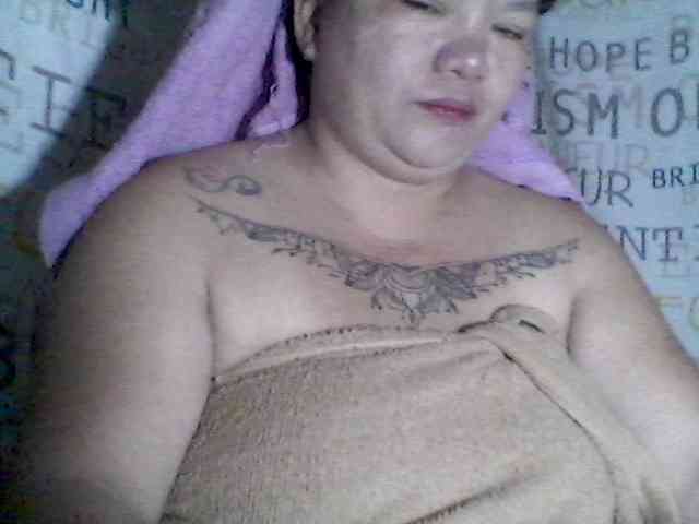 sweetasian33 webcam
