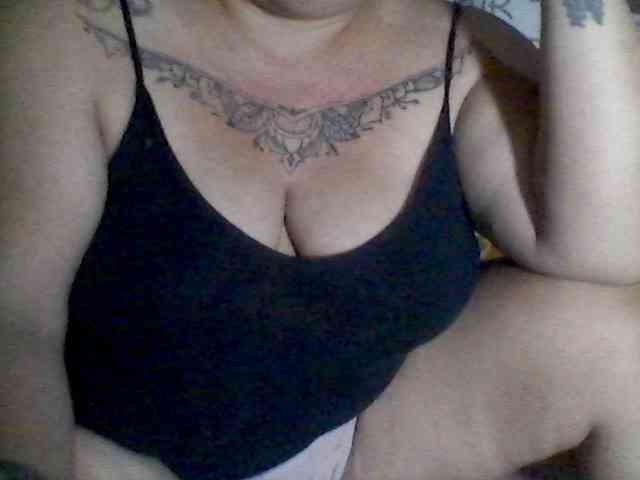 sweetasian33 webcam
