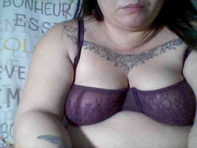 sweetasian33 webcam