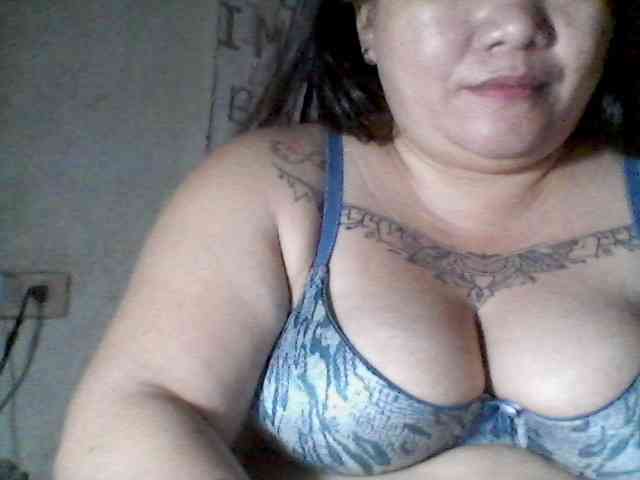 sweetasian33 webcam