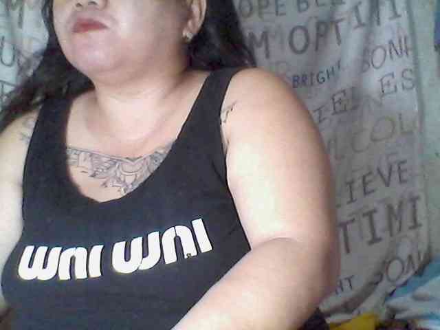 sweetasian33 webcam