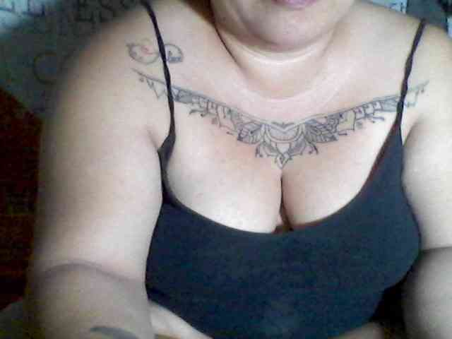 sweetasian33 webcam