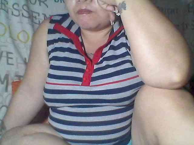 sweetasian33 webcam