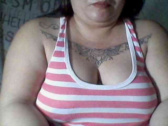 sweetasian33 webcam