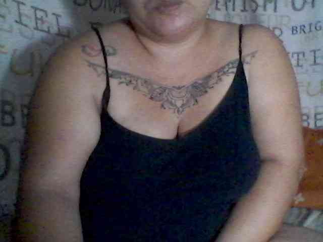 sweetasian33 webcam