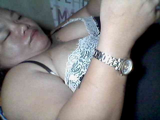 sweetasian33 webcam