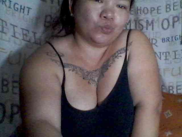 sweetasian33 webcam