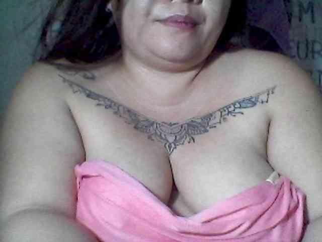 sweetasian33 webcam