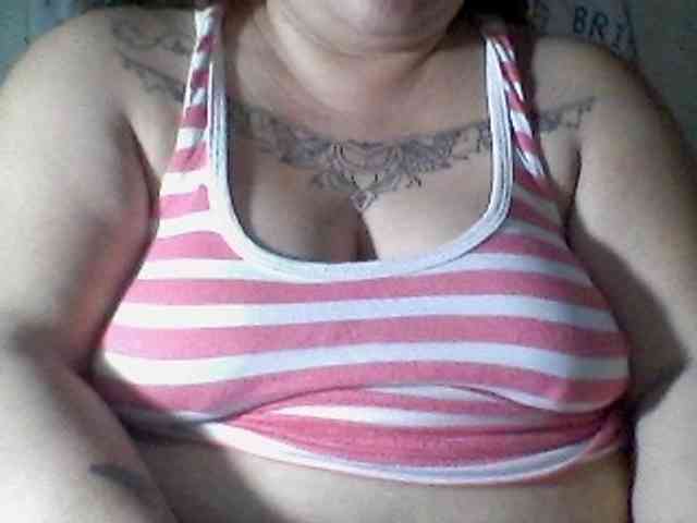 sweetasian33 webcam