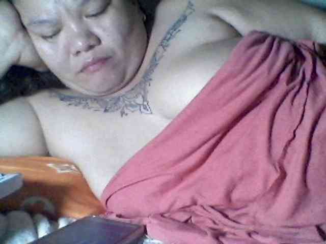 sweetasian33 webcam