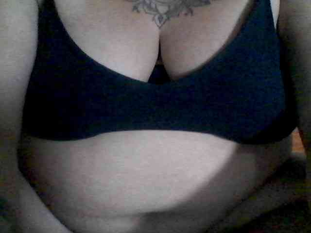 sweetasian33 webcam