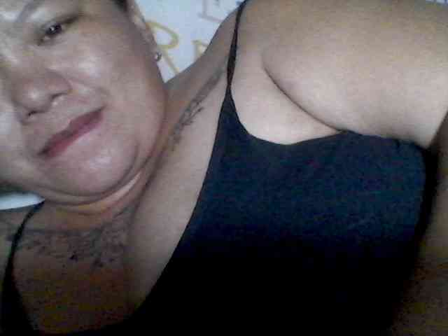sweetasian33 webcam