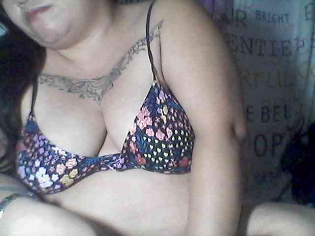 sweetasian33 webcam