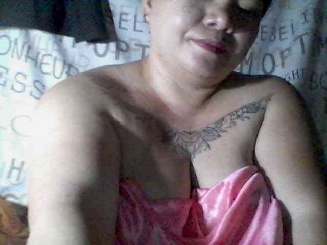 sweetasian33 webcam