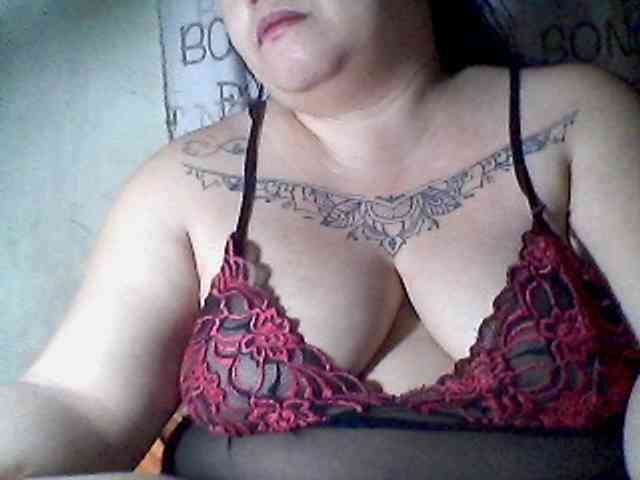sweetasian33 webcam