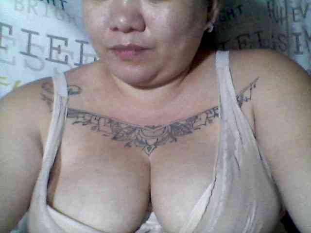 sweetasian33 webcam