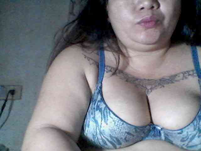 sweetasian33 webcam