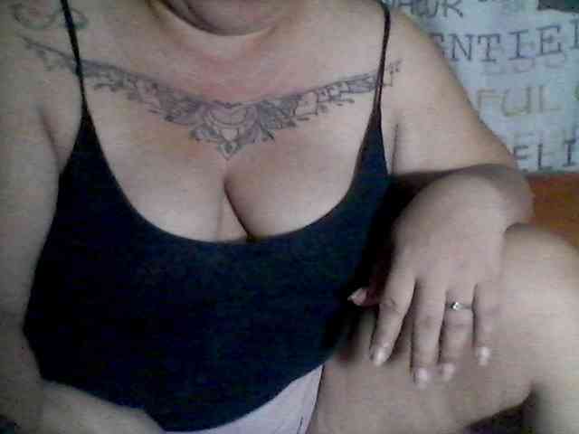 sweetasian33 webcam
