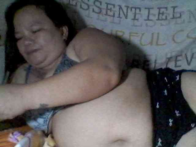 sweetasian33 webcam